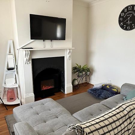 Cornelias Cottage Mount Gambier Central 외부 사진